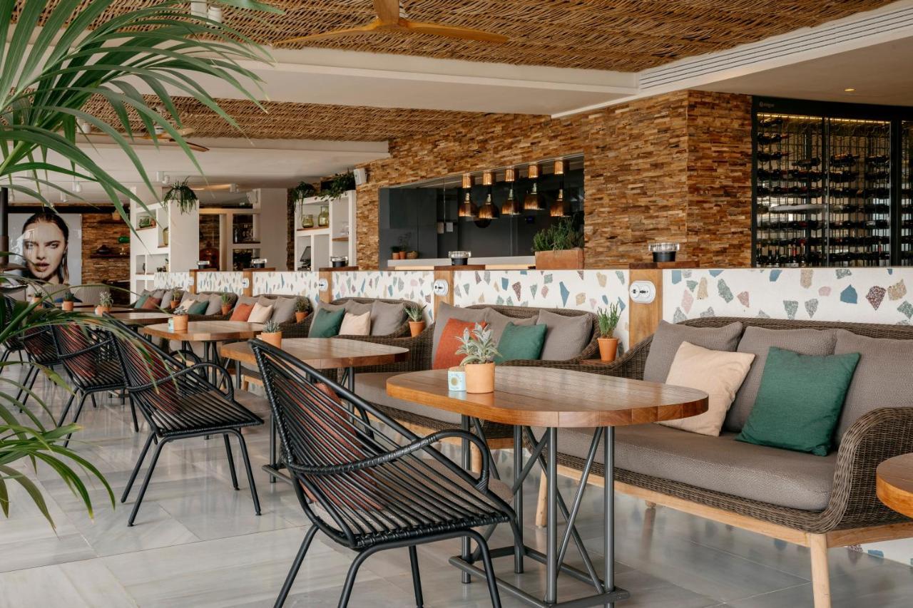 Me Ibiza - The Leading Hotels Of The World Санта-Эулалия-дель-Рио Экстерьер фото