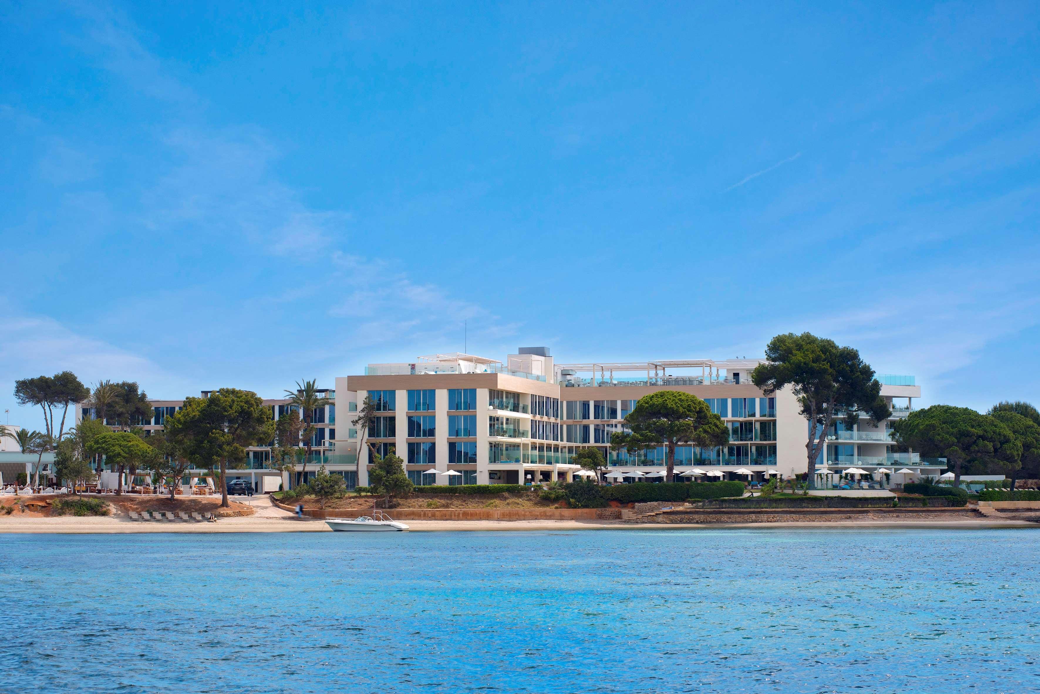 Me Ibiza - The Leading Hotels Of The World Санта-Эулалия-дель-Рио Экстерьер фото