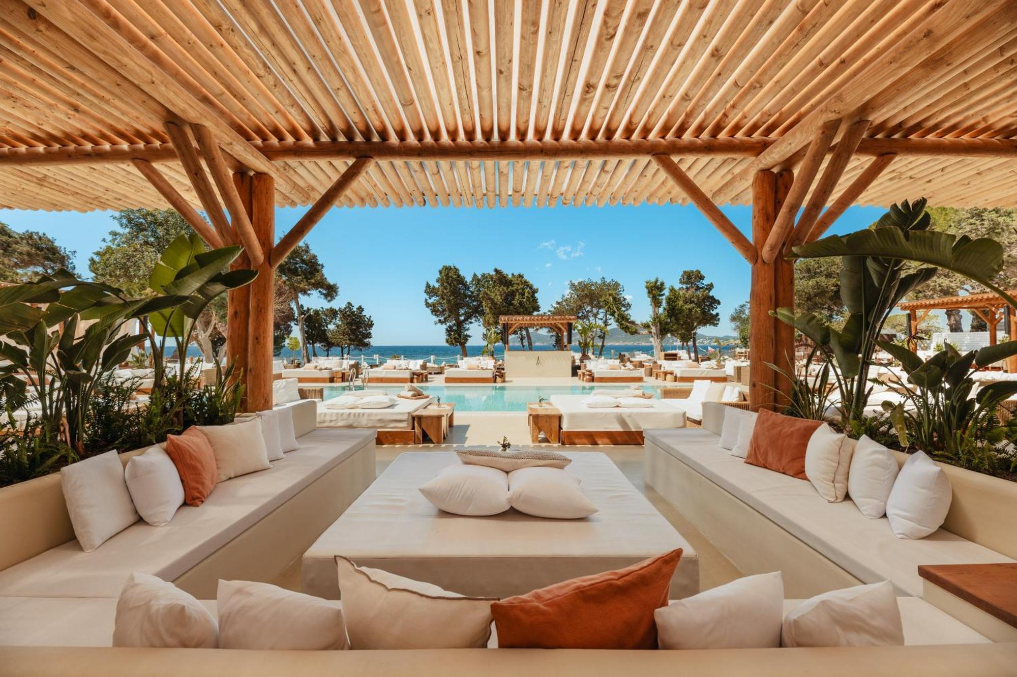 Me Ibiza - The Leading Hotels Of The World Санта-Эулалия-дель-Рио Экстерьер фото