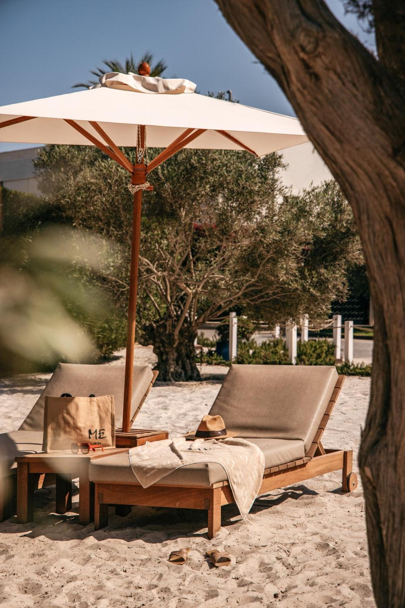 Me Ibiza - The Leading Hotels Of The World Санта-Эулалия-дель-Рио Экстерьер фото