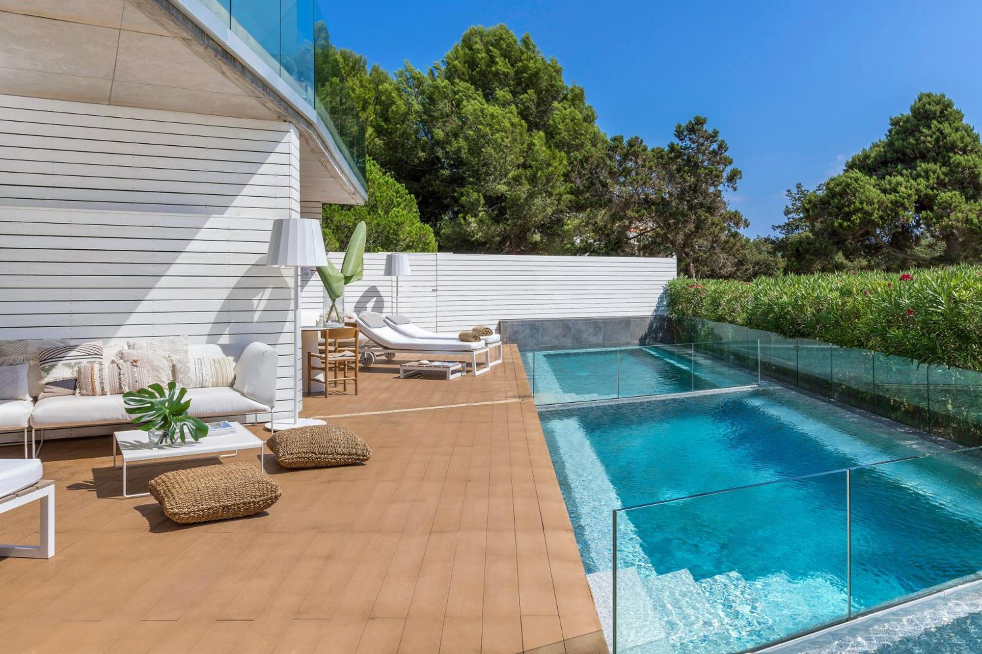 Me Ibiza - The Leading Hotels Of The World Санта-Эулалия-дель-Рио Экстерьер фото